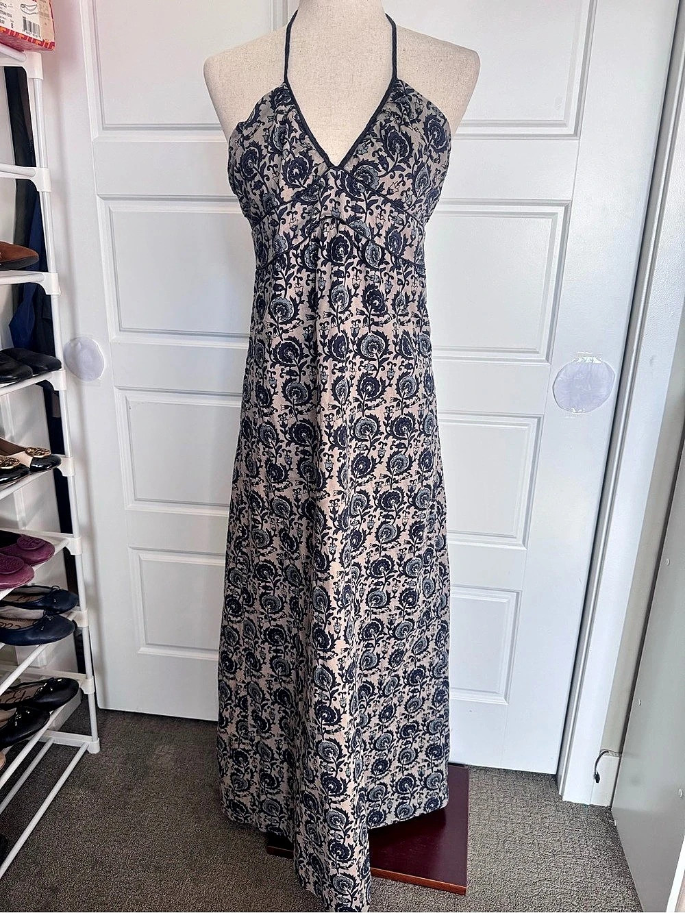 Mossimo Supply Co. Floral Maxi Dress in Blue & Beige Size Medium